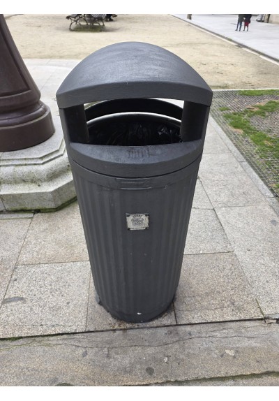 Compra Papelera Urbana Gris